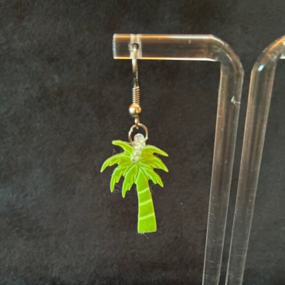 Earrings - dangling palm trees with tiny faux pearls at top. - Picture 2 of 4